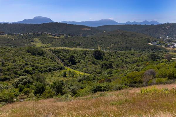 832 m² Land