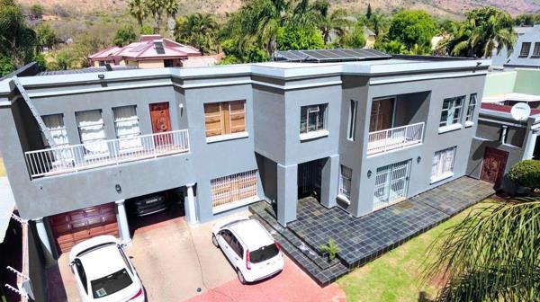 6 Bedroom House