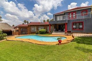 5 Bedroom House