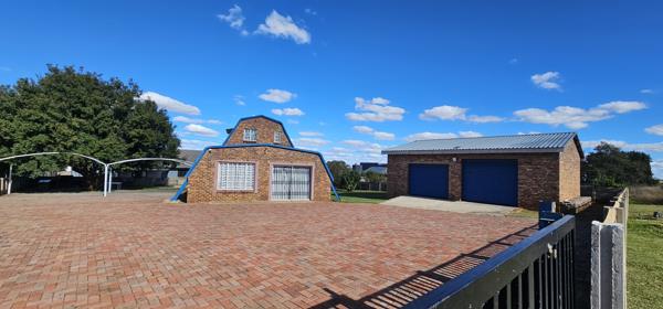 5 Bedroom House