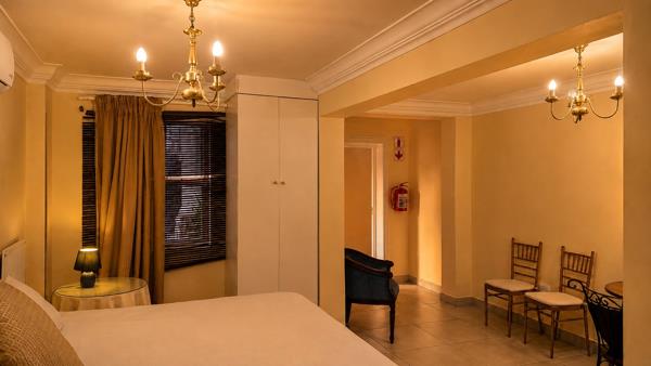 1 Bedroom Apartment