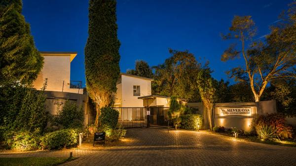 5 Bedroom Townhouse