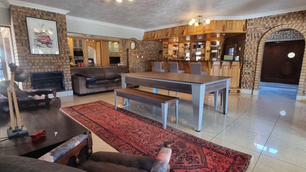 6 Bedroom House