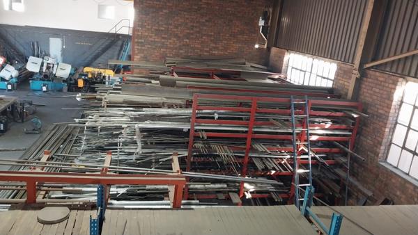 338 m² Industrial space
