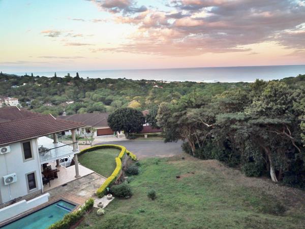 1 022 m² Land