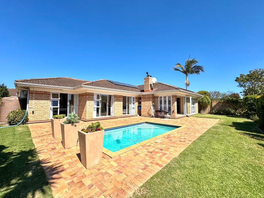4 Bedroom House