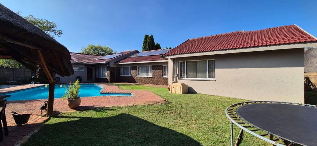 4 Bedroom House