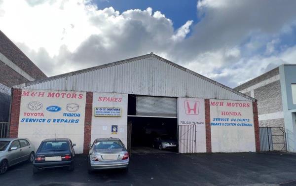 1 230 m² Industrial space