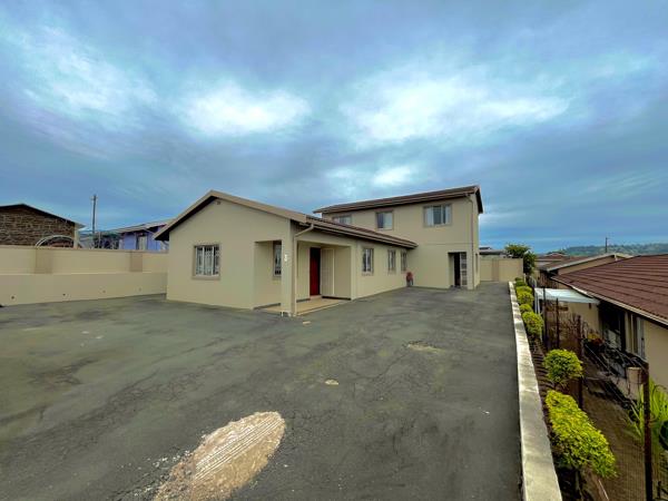 6 Bedroom House