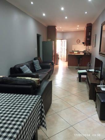 2 Bedroom Flat