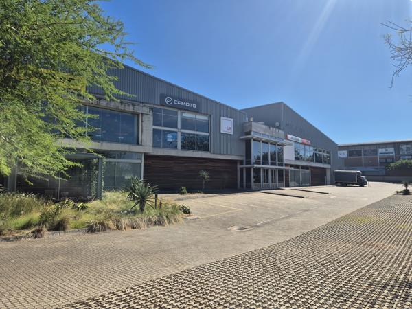 1 360 m² Commercial space