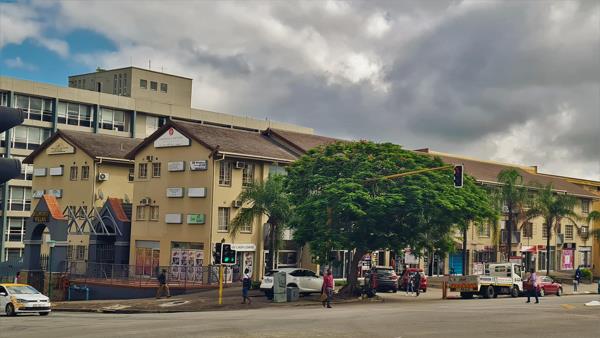 100 m² Commercial space