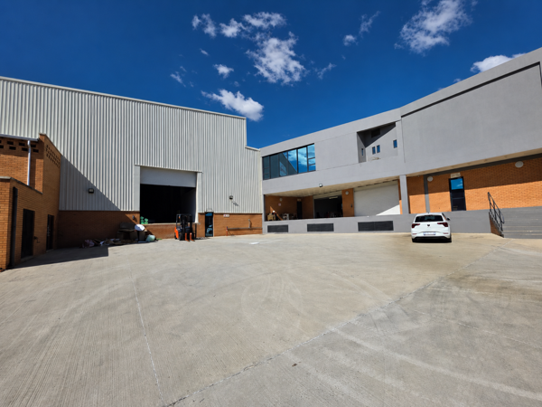 2 609 m² Industrial space