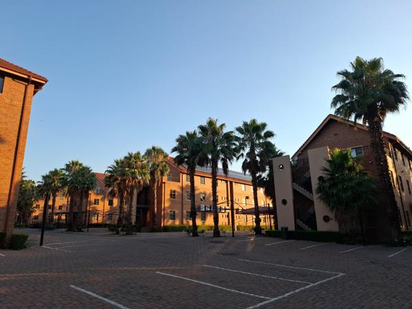 353 m² Office Space