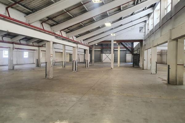 2 040 m² Commercial space