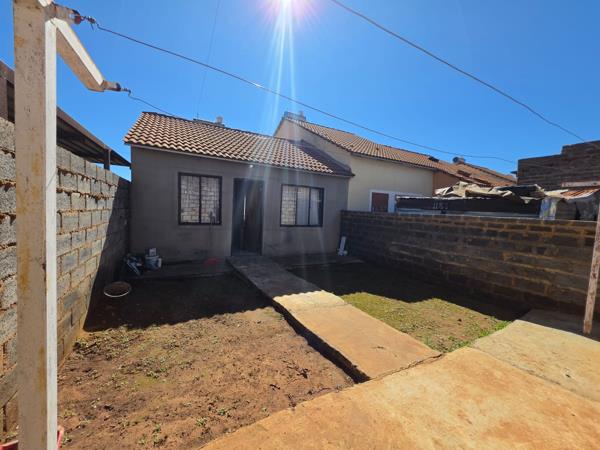 2 Bedroom House