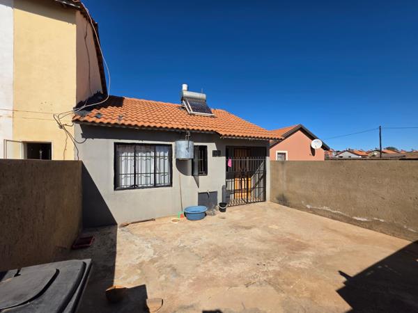 2 Bedroom House