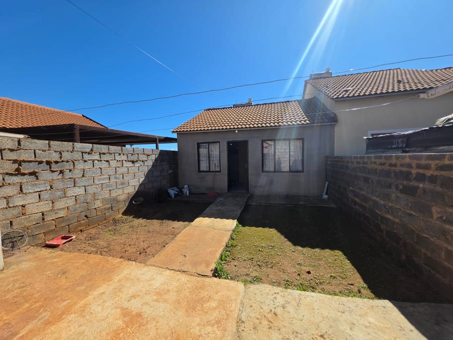 2 Bedroom House