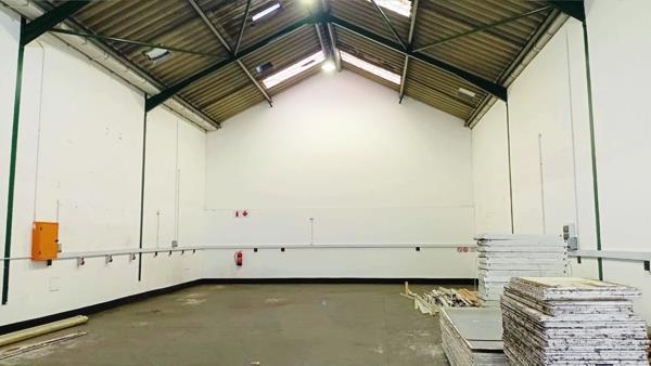 283 m² Industrial space