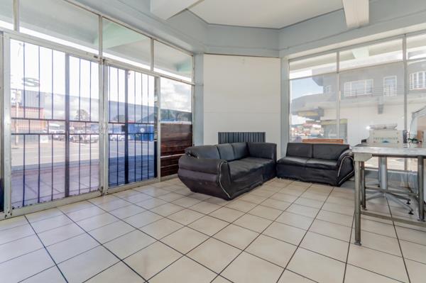 190 m² Commercial space