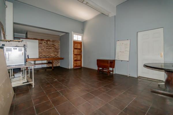 190 m² Commercial space