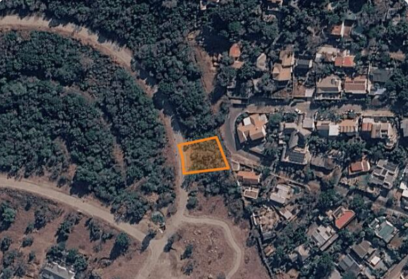 845 m² Land