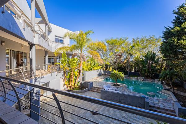 6 Bedroom House