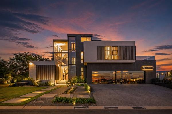 5 Bedroom House