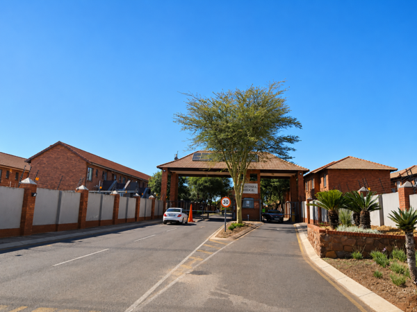 2 Bedroom Townhouse