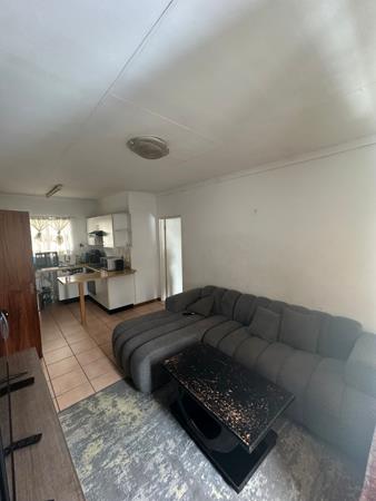 1 Bedroom House