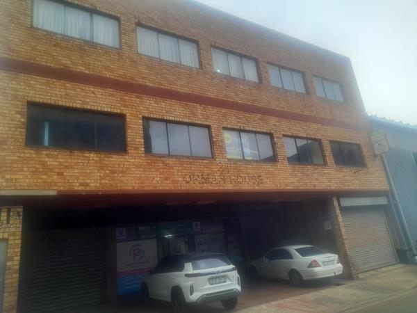 200 m² Commercial space