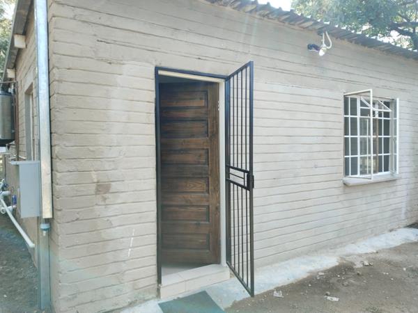 Bachelor apartment