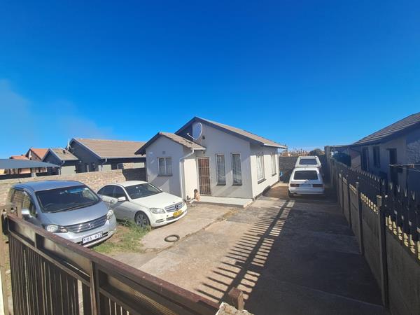 2 Bedroom House