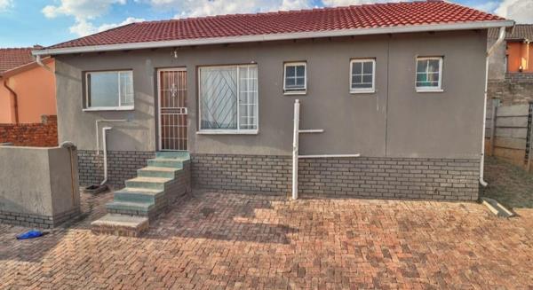 2 Bedroom House
