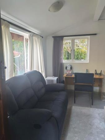 1 Bedroom Garden Cottage