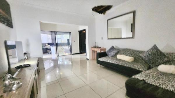 6 Bedroom House