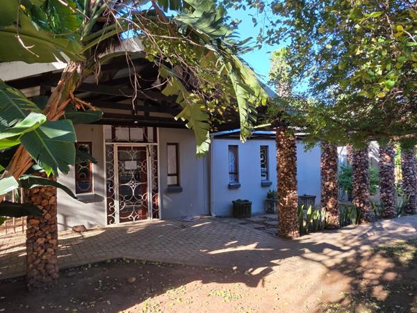 8 Bedroom House