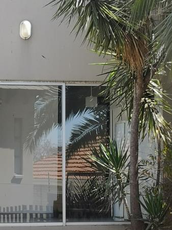 1 Bedroom Garden Cottage