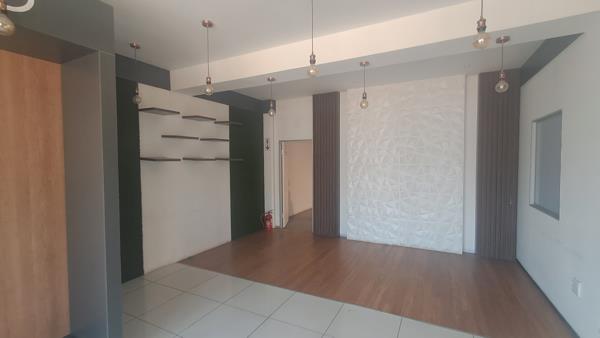 195 m² Commercial space