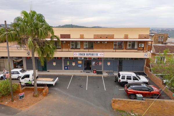 472 m² Commercial space