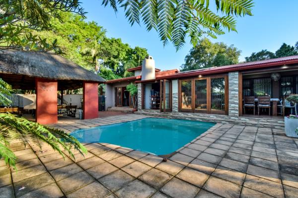 6 Bedroom House
