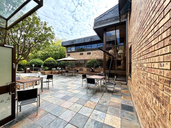 105 m² Commercial space