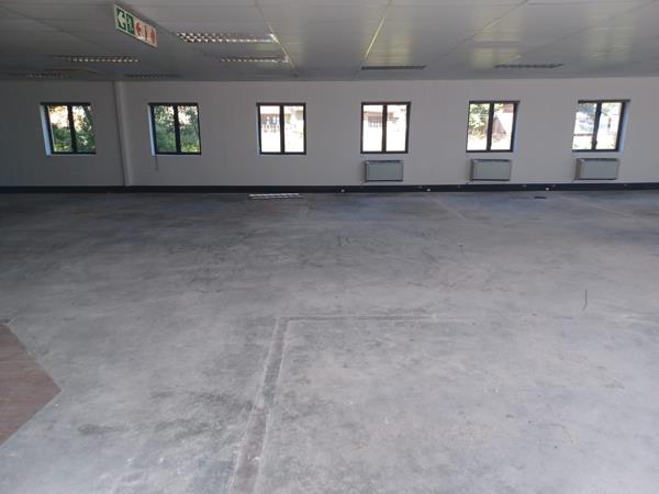 512 m² Office Space