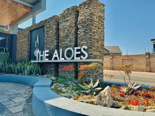 989 m² Land
