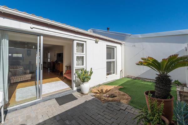 2 Bedroom House