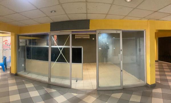 17 m² Retail Space