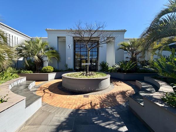 205 m² Commercial space