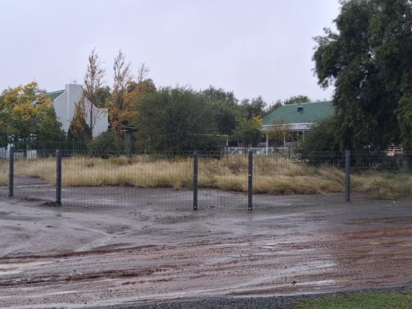 676 m² Land