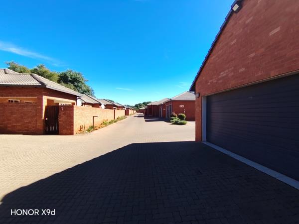 2 Bedroom Simplex
