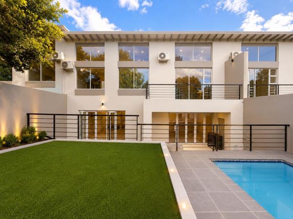 4 Bedroom Townhouse